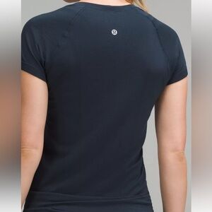 LULULEMON all it takes ribbed T-shirt, and navy blue size small